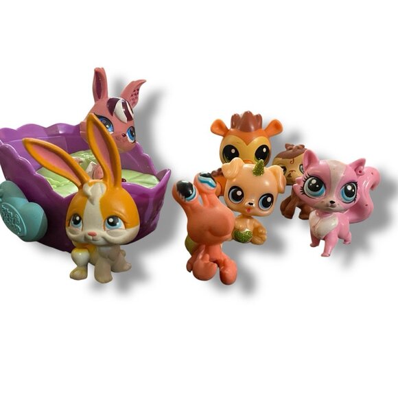 Littlest Pet Shop LPS Lot Bunny Cat Monkey Animal Figures & Purple Bathtub Set - Picture 3 of 3